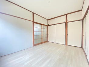 【寝室】