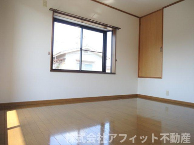 【寝室】 | ネオウェーブ西深津 | 洋室6帖　※写真はイメージです