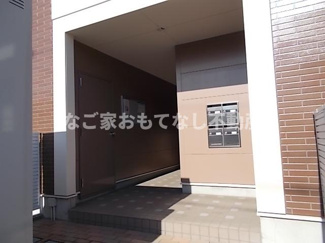 【エントランス】