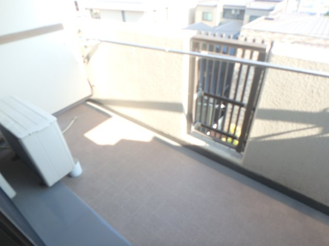 【バルコニー】 | ルモンド西宮 | 開放的で明るい空間を演出してくれるバルコニーです