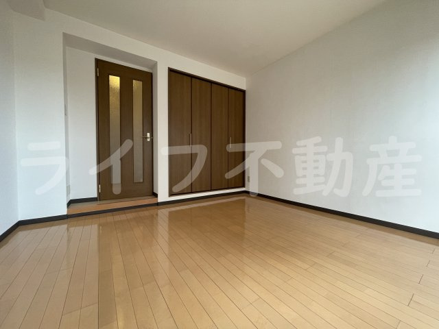 ディアハイム鴻池の居間・リビング|ゆったり過ごせる居間です