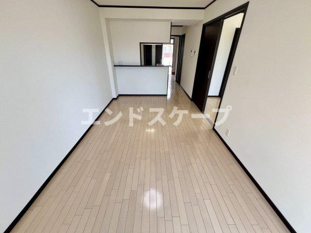 プランドールアネックスの居間・リビング|高崎、前橋、伊勢崎エリアのお部屋探しはエンドスケープまで！お客様の理想お聞かせ下さい♪