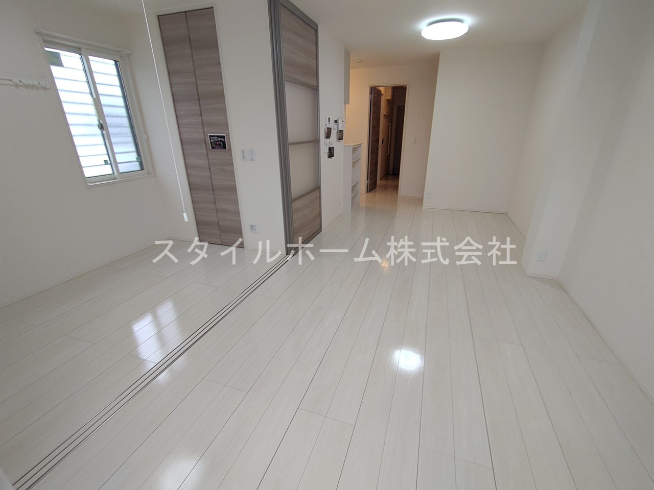 ＲＥＶＥ　Ｂの居間・リビング