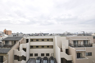 【展望】 | バルコニーからの景色です～即日のご見学可能～　お問合せはお気軽にどうぞ。