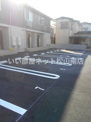 【駐車場】 | エントピア余戸SK