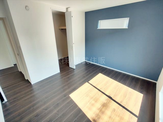 【寝室】の画像