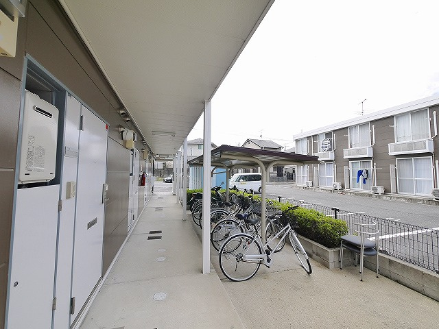 レオパレスＢｌｏｓｓｏｍのその他共用部分|自転車置き場です