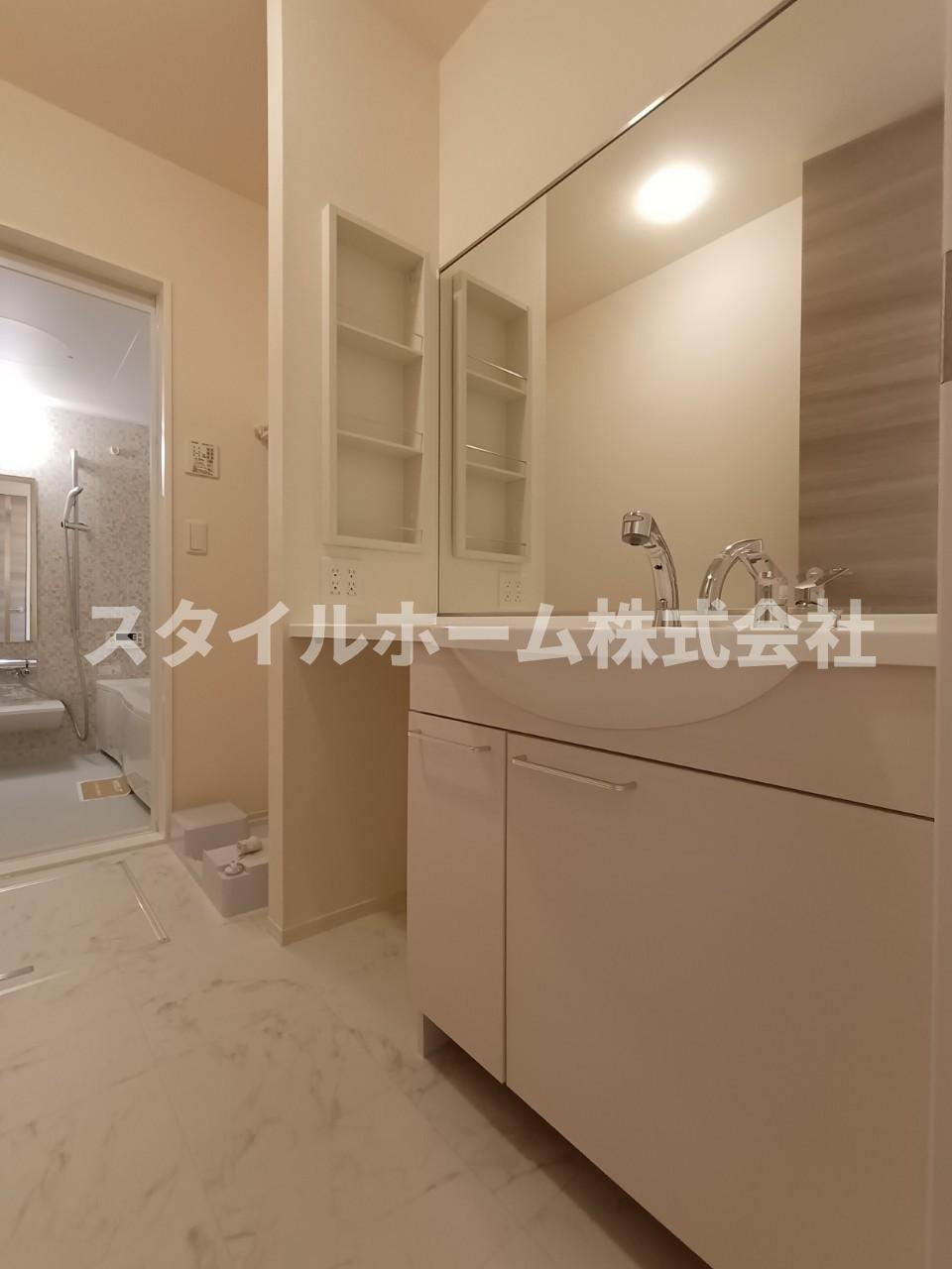 エトワール塔ノ木の洗面所