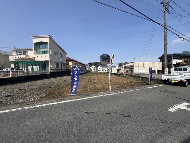 川越市小堤　建築条件なし売地　東武東上線『鶴ヶ島駅』徒歩29分　【名細小学区】の前面道路含む現地写真