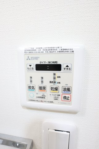 大阪市都島区内代町１丁目の賃貸マンションのエントランス