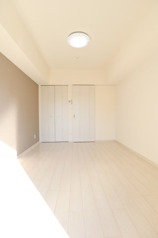 大阪市都島区内代町１丁目の賃貸マンションの寝室