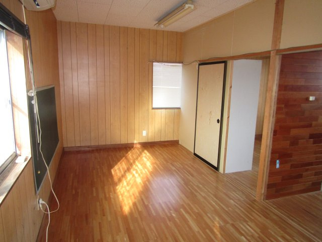 中岡事務所の内装