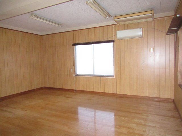 中岡事務所の内装