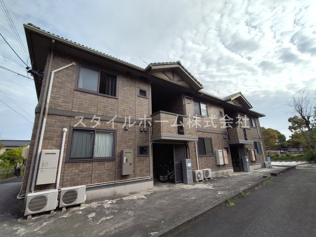 グレースメゾン国府の外観