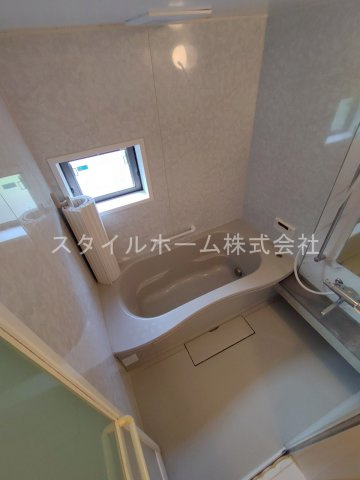 グレースメゾン国府の浴室