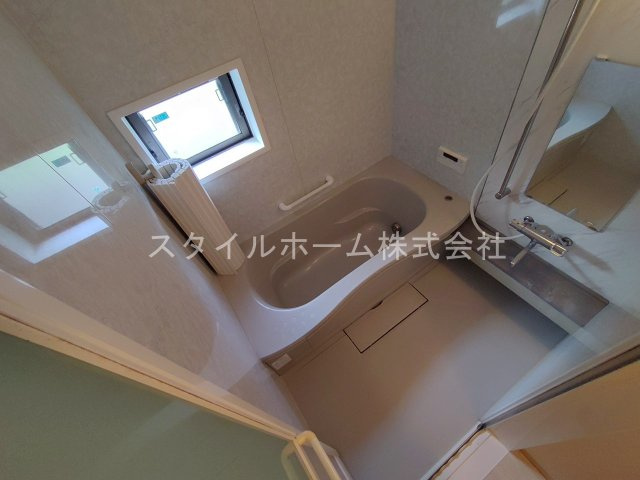 グレースメゾン国府の浴室