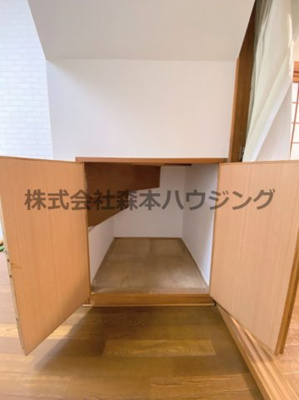 【収納】 | 　門真市上野口町テラス | 階段下収納です