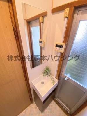 【独立洗面台】 | 　門真市上野口町テラス | 独立洗面台、朝の身支度には欠かせません