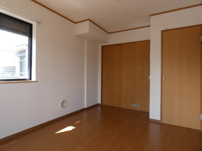【寝室】