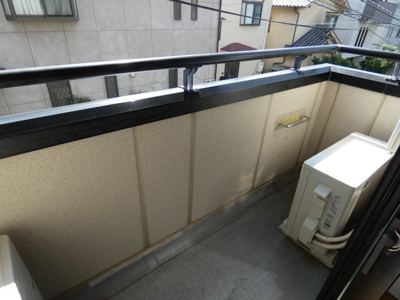 【バルコニー】