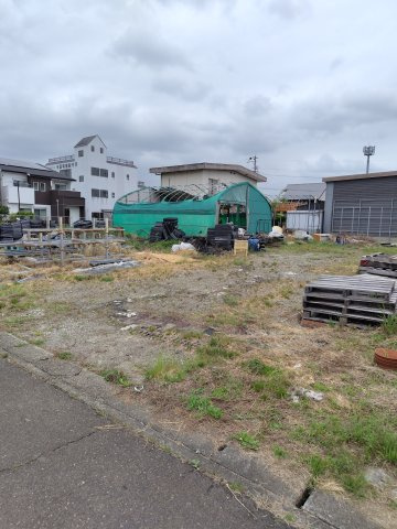 ６３１４２　愛知県江南市前飛保町緑ケ丘事業用の外観