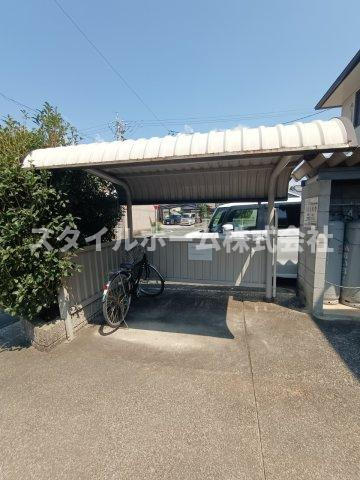 セジュール椎木の駐車場