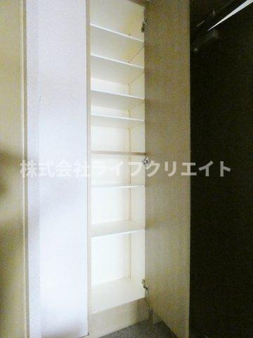 コスモハイツの玄関