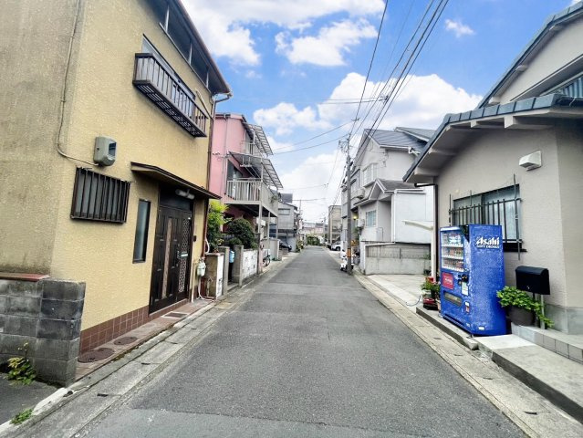 梅津罧原町の前面道路含む現地写真