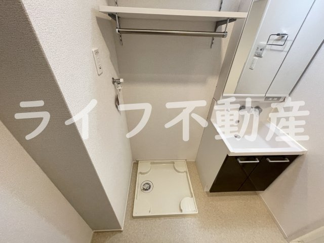 G-SQUAREの洗面所|脱衣スペースもあります