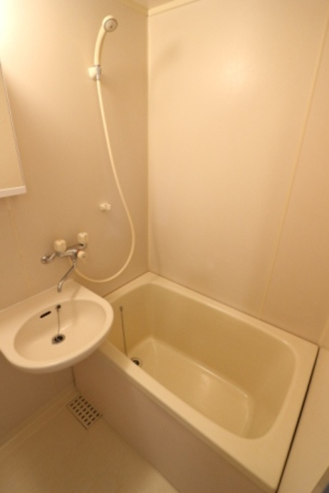 マリーゴールドの浴室|バスルーム