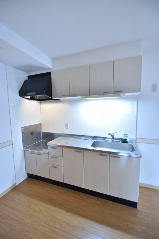 大阪市城東区野江２丁目の賃貸マンションのキッチン