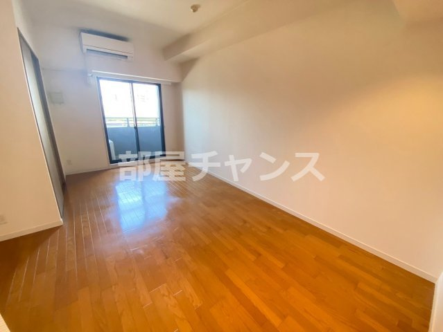 グラヴィス鶴舞の居間・リビング