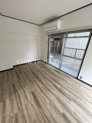 カーサ天六の居間・リビング|使いやすい居間です