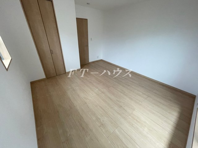 サンテラス実籾本郷の寝室