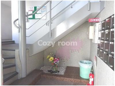 【ロビー】 | スカイハイツエサカ | ロビーです