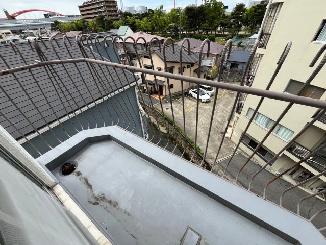 石町コーポのバルコニー