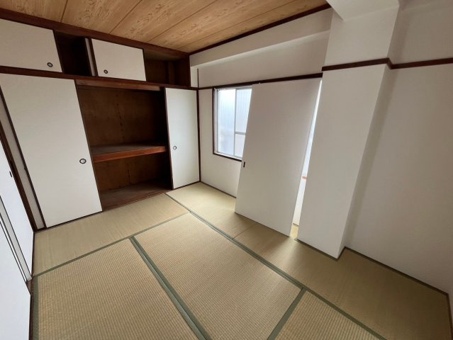 石町コーポの和室