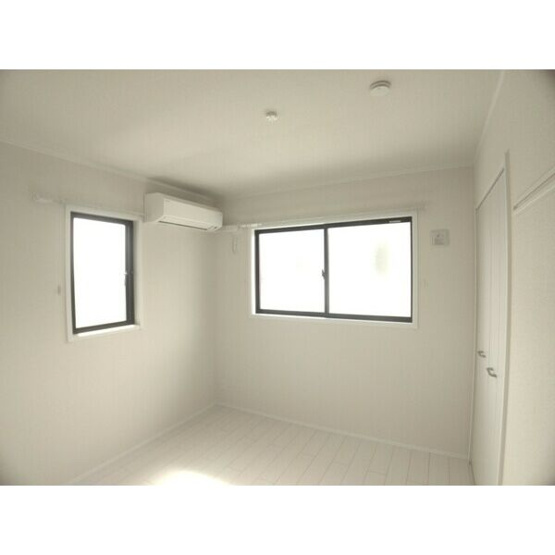 【寝室】LAUNCH BOX