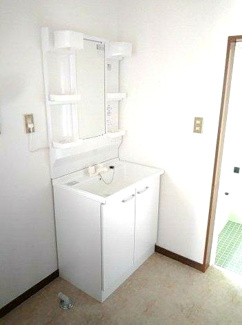 【独立洗面台】 | 九十九里町片貝　中古戸建 | 内外装装リフォーム済み（内装令和2年10月：外装令和2年1月）片貝海岸まで車約4分３LDK