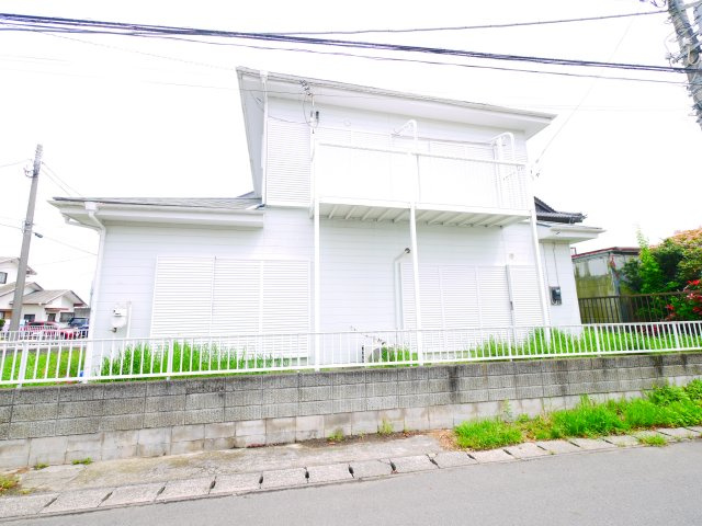 九十九里町片貝　中古戸建の外観|内外装装リフォーム済み（内装令和2年10月：外装令和2年1月）片貝海岸まで車約4分３LDK