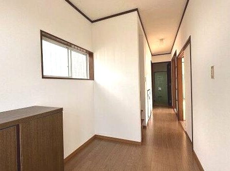 九十九里町片貝　中古戸建の玄関|内外装装リフォーム済み（内装令和2年10月：外装令和2年1月）片貝海岸まで車約4分３LDK