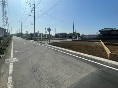【前面道路含む現地写真】 | 太田市宝町　土地　13区画