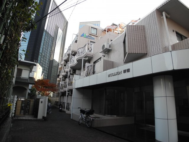 マリオン新宿の外観