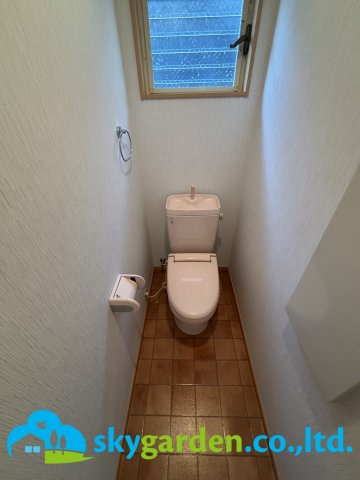 小田原市国府津　中古戸建のトイレ