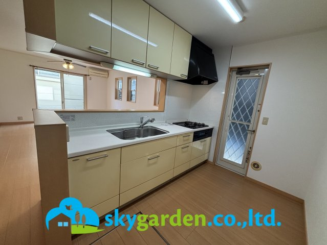 小田原市国府津　中古戸建のキッチン