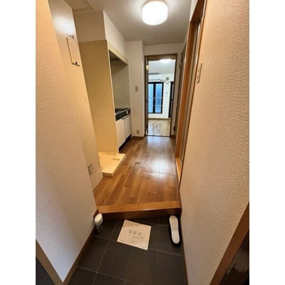 【玄関】 | ロンモンターニュ小阪