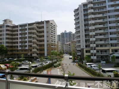 【外観】 | プラザ学園前10号棟 | きれいな外観です