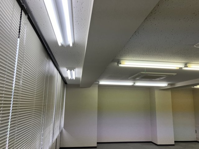 吉田第一ビルの内装