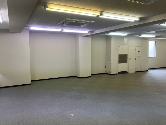 吉田第一ビルの内装