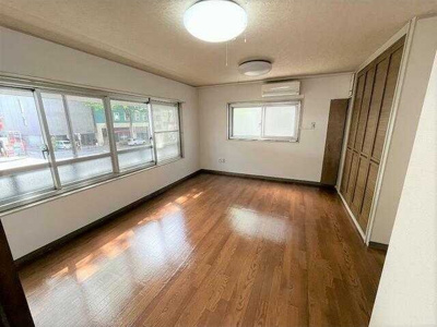 【居間・リビング】 | 椿ビル